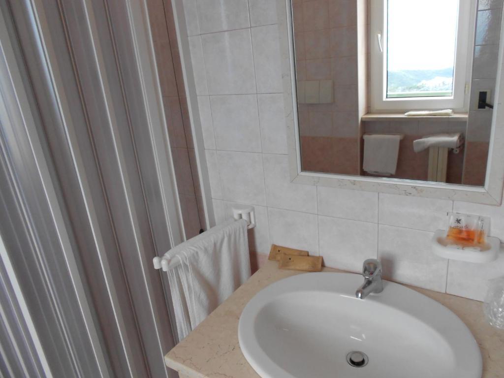 Hotel Santangelo Monte SantʼAngelo Cameră foto